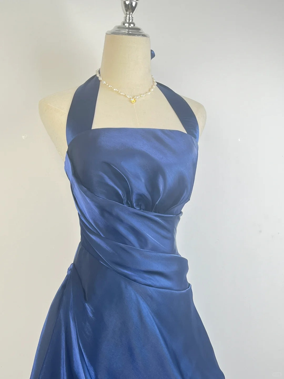 Robe de bal vintage licou sans manches bleu marine 18e anniversaire robes courtes de rentrée N4758