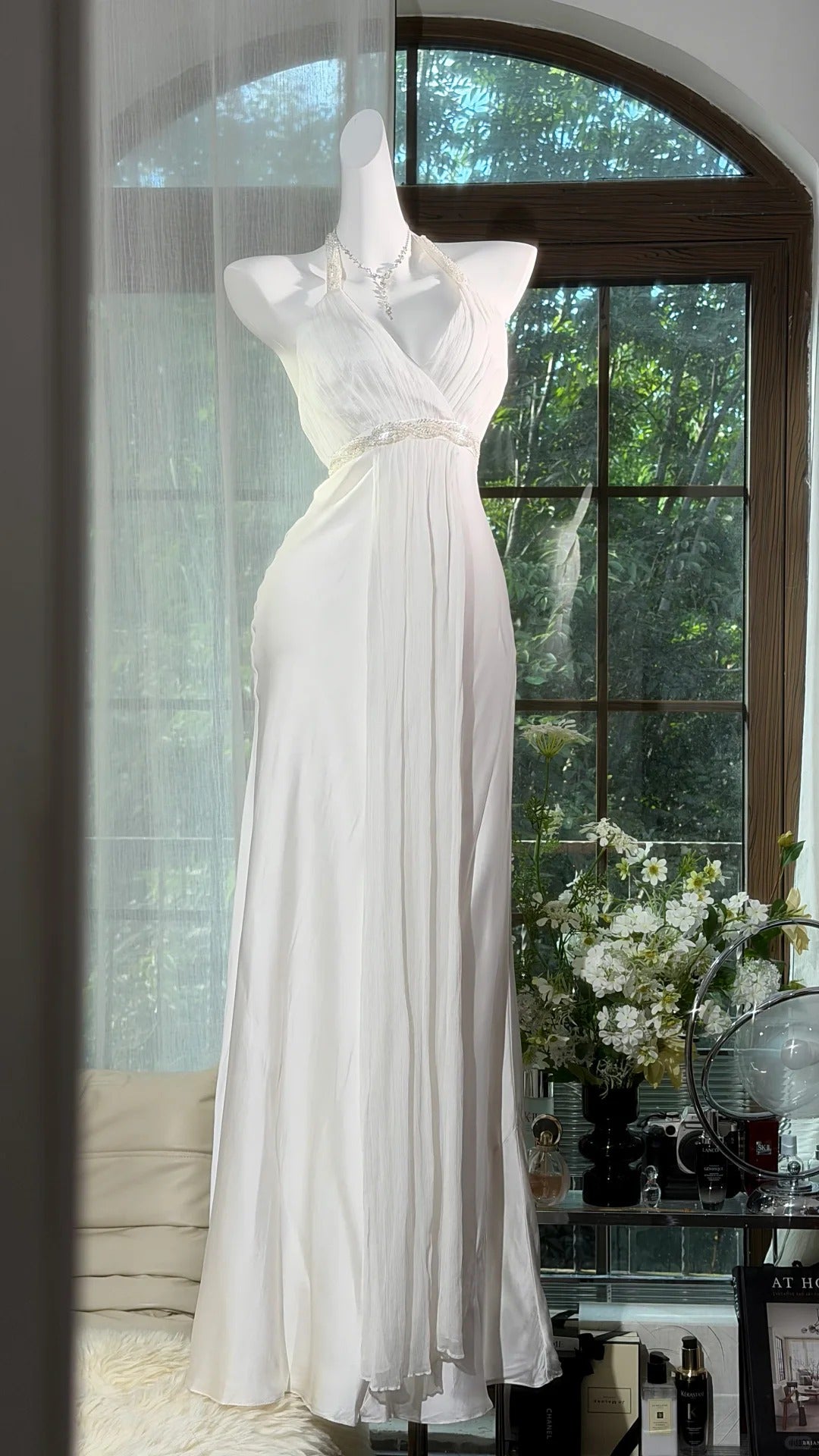 Flamboyant Mermaid Halter Chiffon White Long Date Night Evening Outfit Formal Prom Dresses RB5277