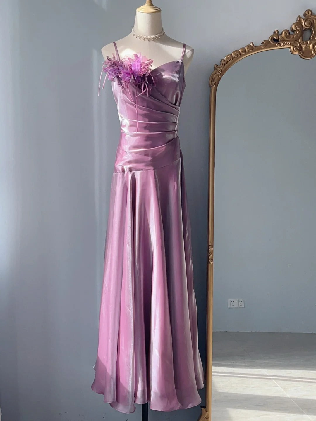 Robes de bal vintage en trapèze, à bretelles spaghetti, sans manches, longues, de soirée, formelles, des années 80 RB3226